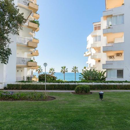 Tgh/ Marbella Beachfront And Center Bagian luar foto