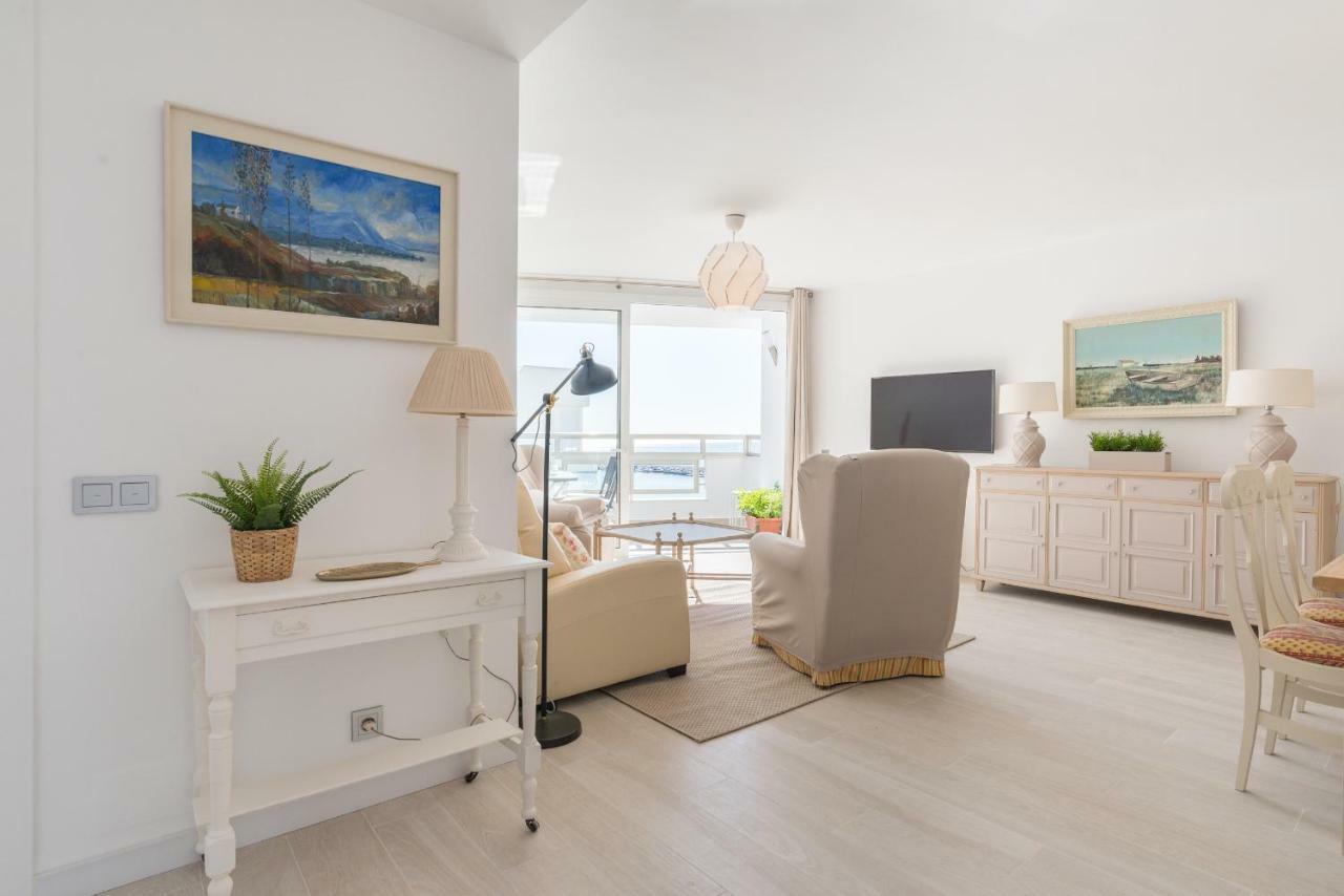 Tgh/ Marbella Beachfront And Center Bagian luar foto