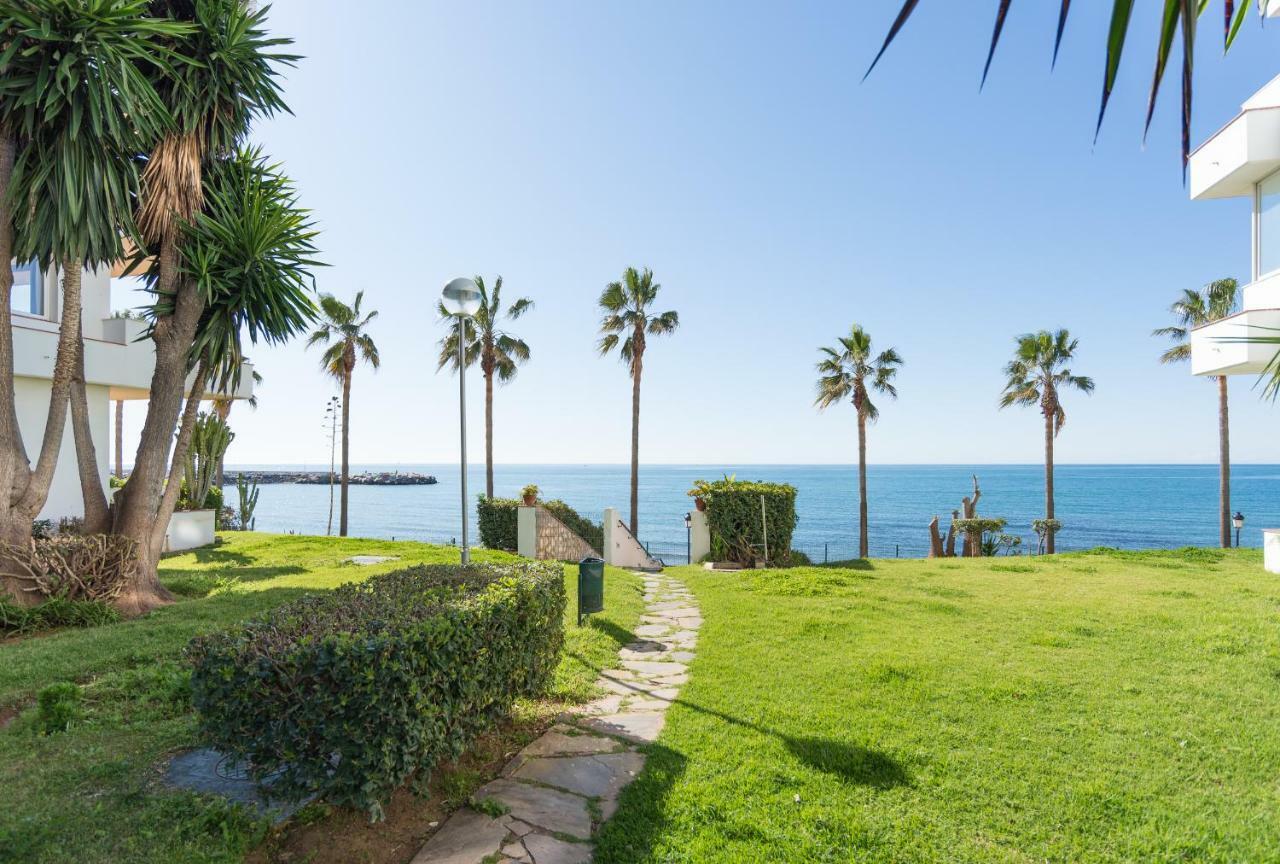 Tgh/ Marbella Beachfront And Center Bagian luar foto