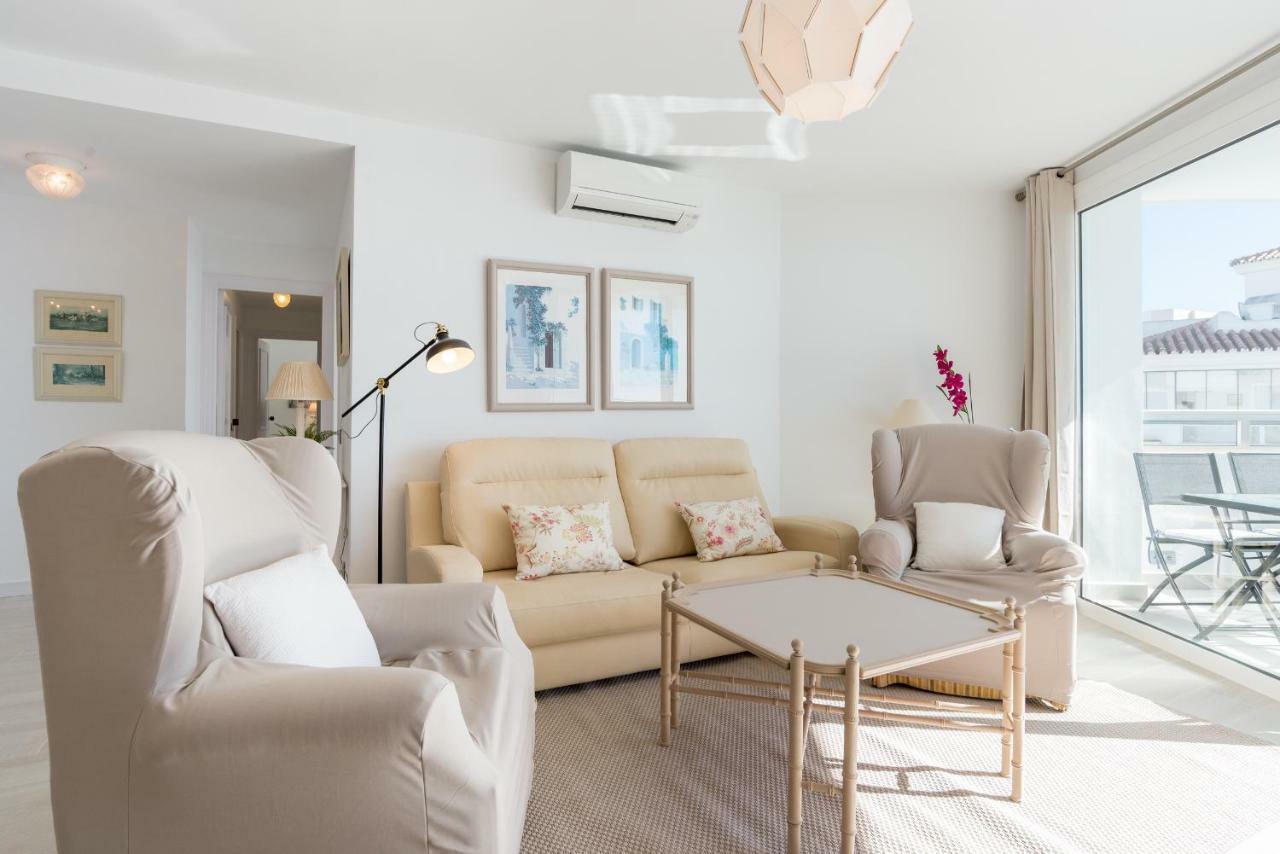 Tgh/ Marbella Beachfront And Center Bagian luar foto