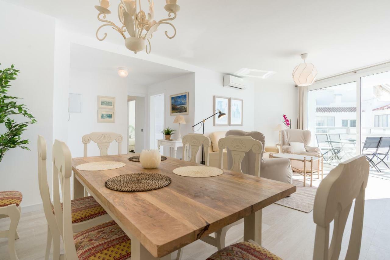 Tgh/ Marbella Beachfront And Center Bagian luar foto