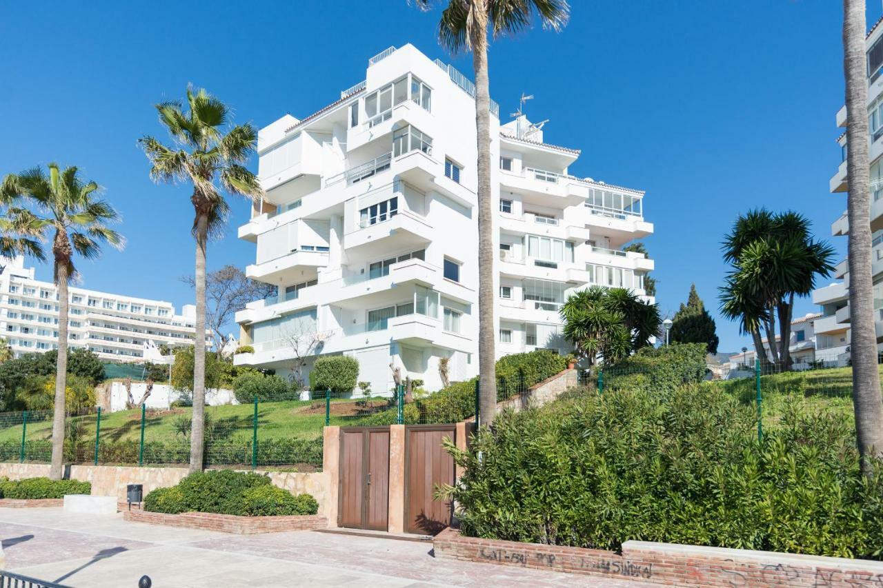 Tgh/ Marbella Beachfront And Center Bagian luar foto